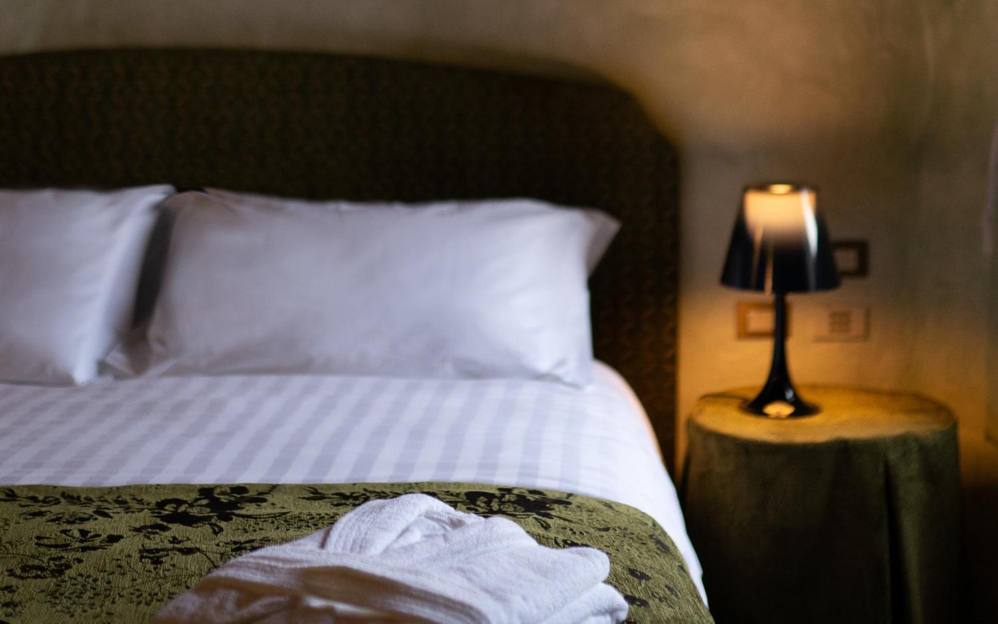 Relais La Magioca -Adults Only- Bed & Breakfast Неграр Екстериор снимка